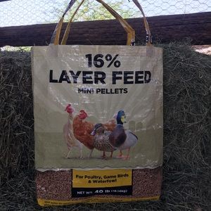 Recycled feed bag tote!🦆🌾🐓